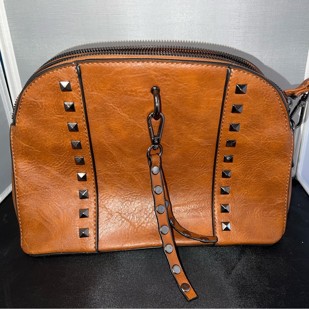 Women’s Brown Leather Purse